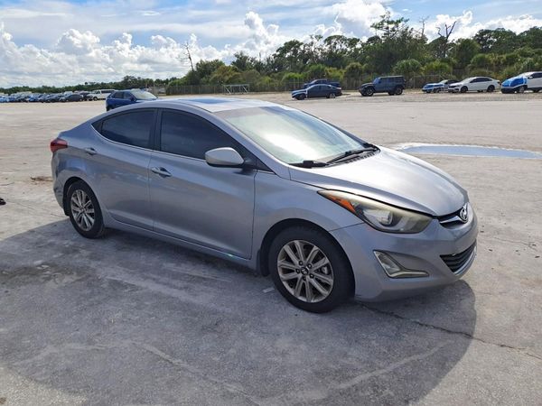 2015 HYUNDAI ELANTRA GLS(Middle)