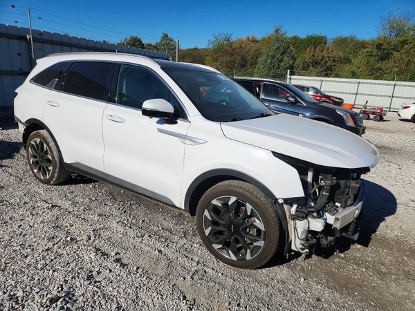 2025 KIA SORENTO