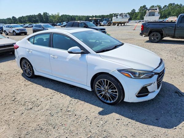 2017 HYUNDAI ELANTRA