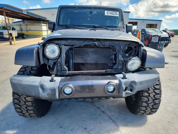 2017 JEEP WRANGLER UNLIMITED Unlimited Sahara