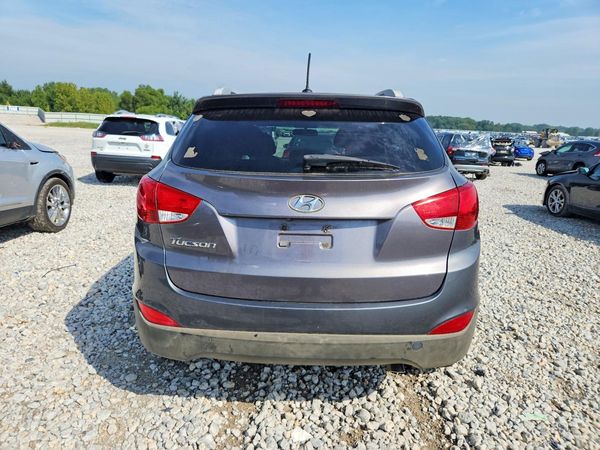 2015 HYUNDAI TUCSON GLS (Middle)