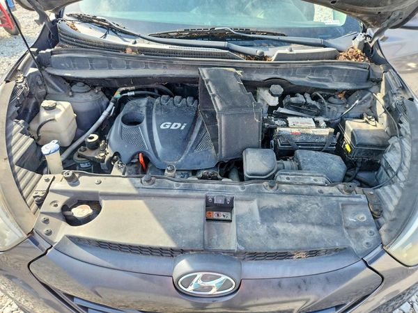 2015 HYUNDAI TUCSON GLS (Middle)