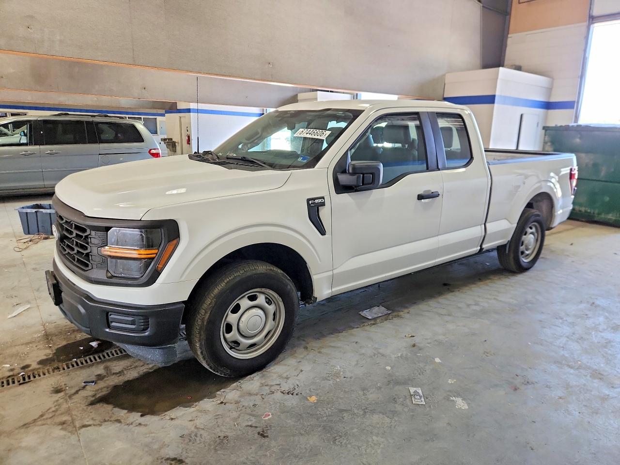 2025 FORD F150 XL