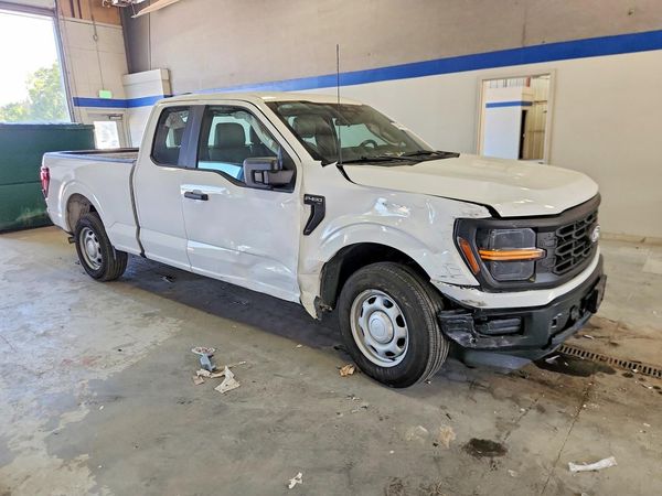 2025 FORD F150 XL