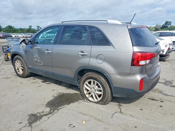2015 KIA SORENTO