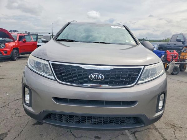 2015 KIA SORENTO