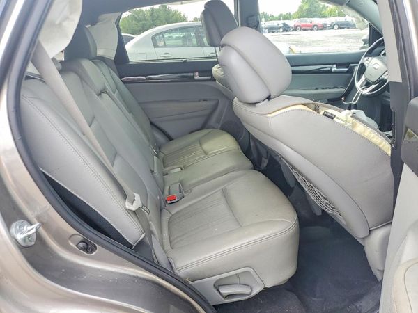 2015 KIA SORENTO