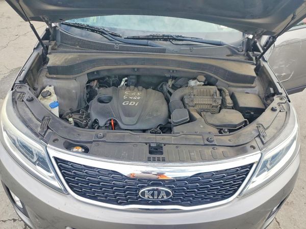 2015 KIA SORENTO