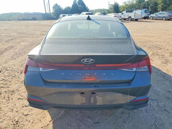 2022 HYUNDAI ELANTRA
