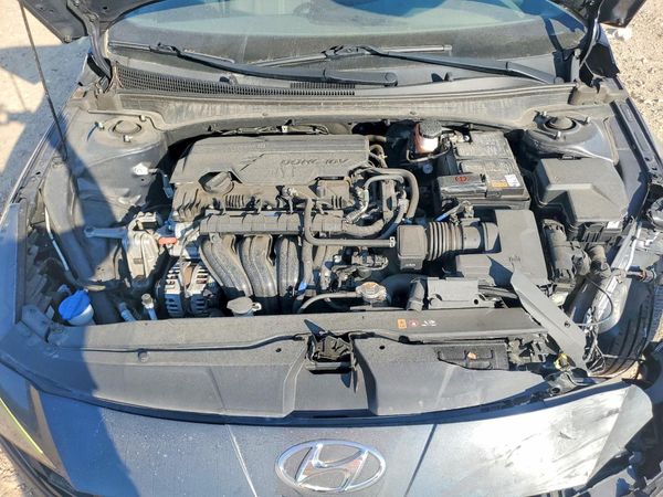 2022 HYUNDAI ELANTRA