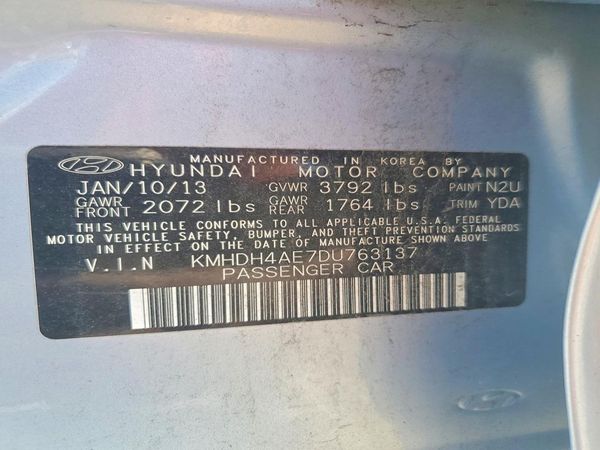 2013 HYUNDAI ELANTRA