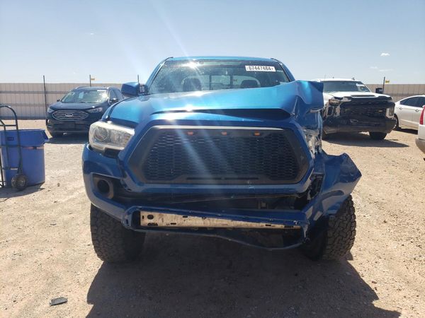 2016 TOYOTA TACOMA