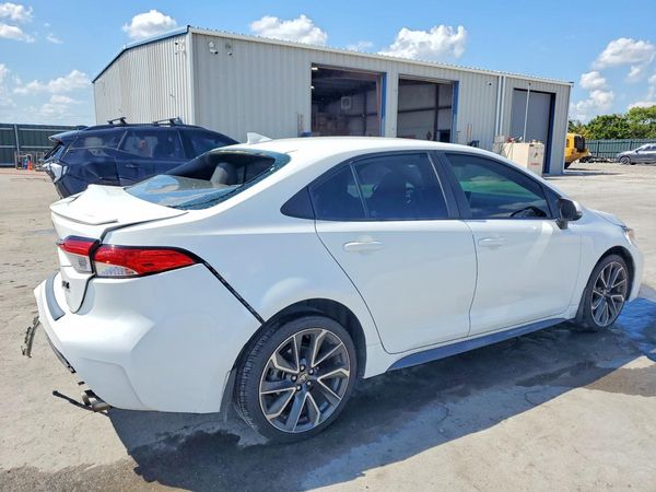 2020 TOYOTA COROLLA SE, CVT