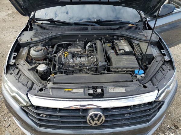 2020 VOLKSWAGEN JETTA S, SE, R-Line — Engine bay