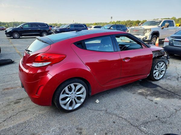 2013 HYUNDAI VELOSTER