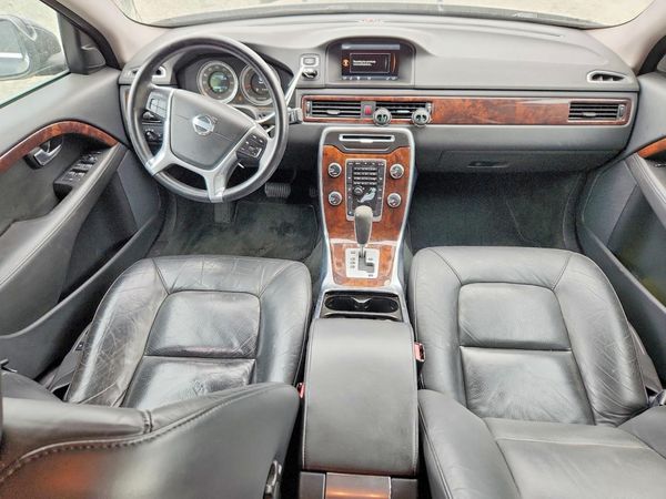 2012 VOLVO S80