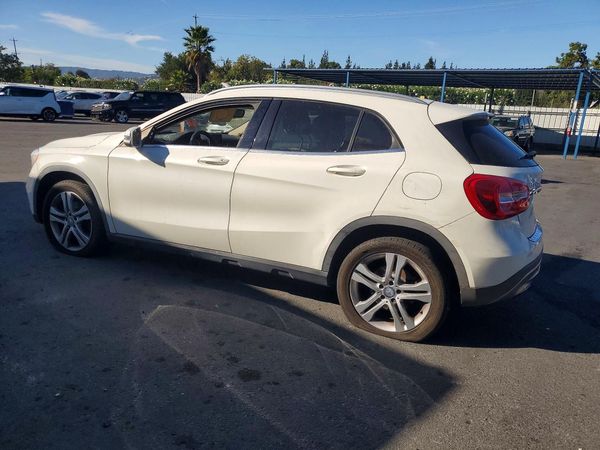 2015 MERCEDES-BENZ GLA GLA250 4-MATIC