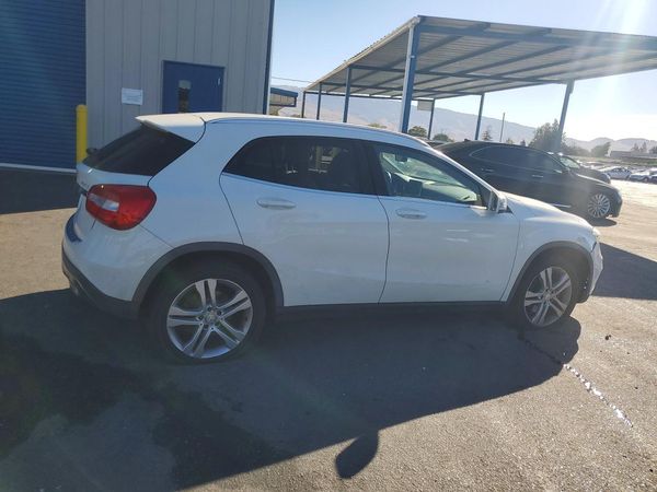 2015 MERCEDES-BENZ GLA GLA250 4-MATIC