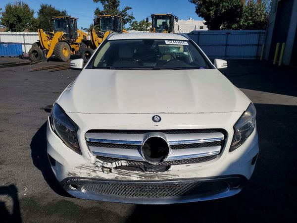 2015 MERCEDES-BENZ GLA GLA250 4-MATIC