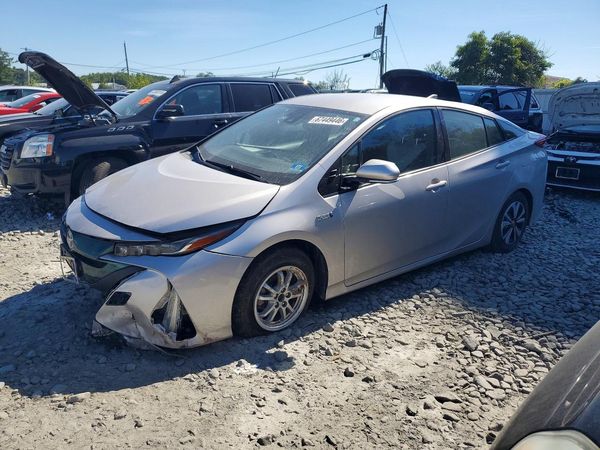 2018 TOYOTA PRIUS