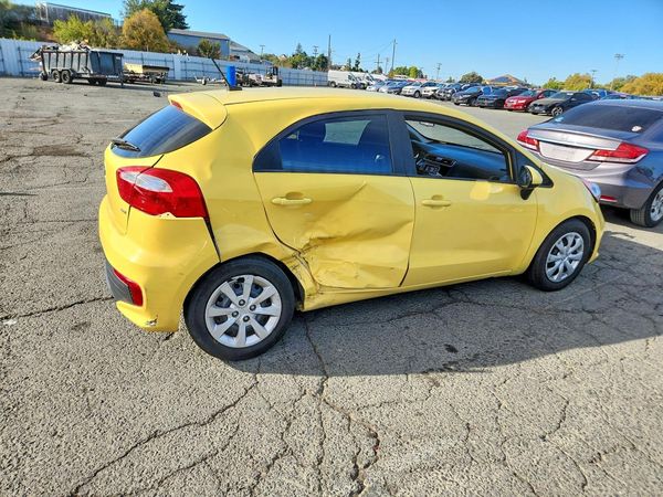 2016 KIA RIO