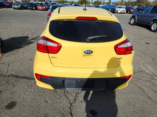2016 KIA RIO