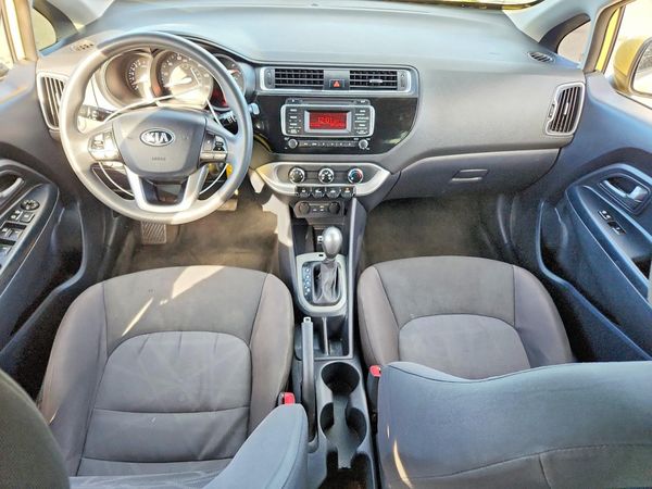2016 KIA RIO