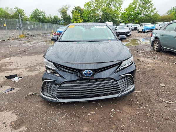 2023 TOYOTA CAMRY