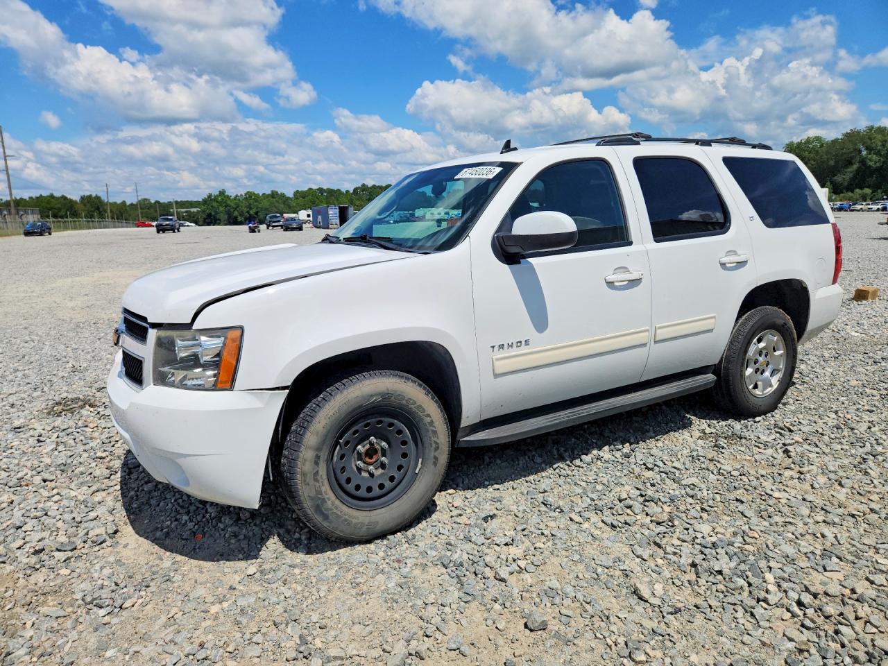 2012 CHEVROLET TAHOE LT — Front 3/4