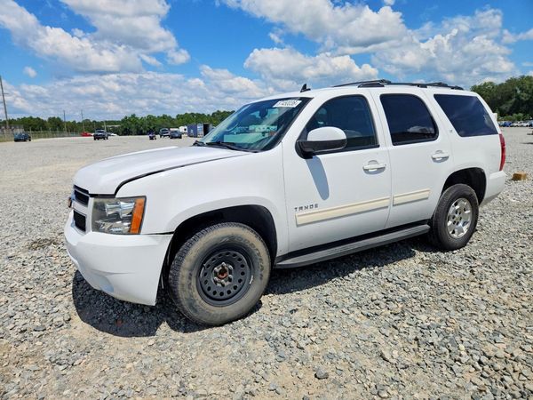 2012 CHEVROLET TAHOE LT — Front 3/4
