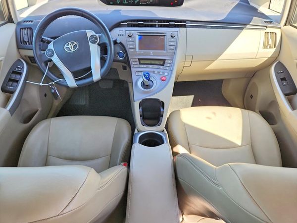 2015 TOYOTA PRIUS