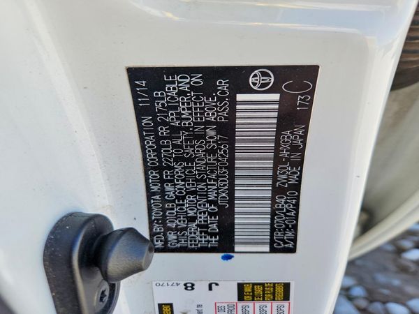 2015 TOYOTA PRIUS