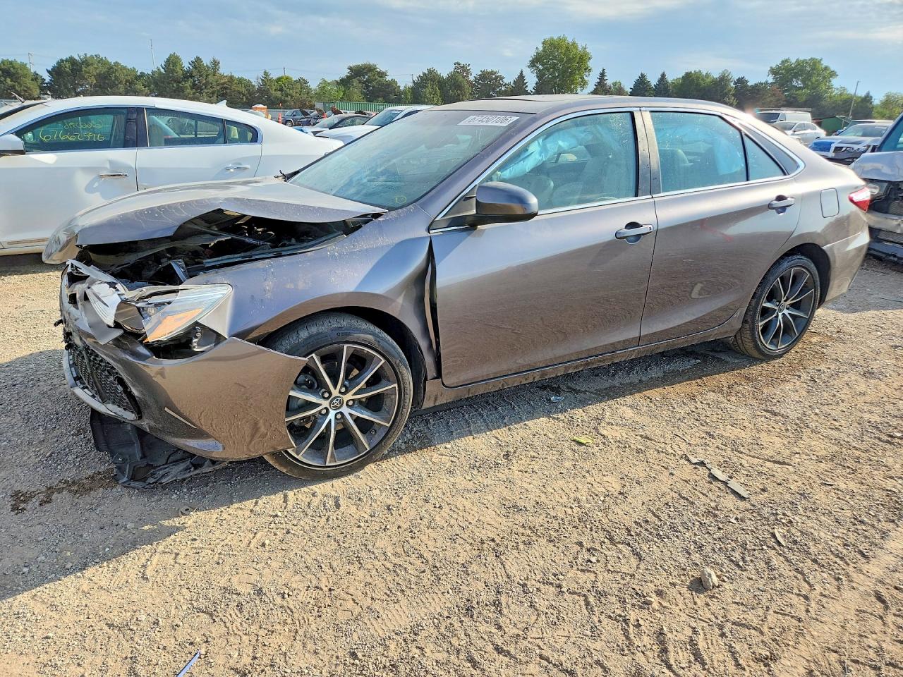 2017 TOYOTA CAMRY XLE/XSE