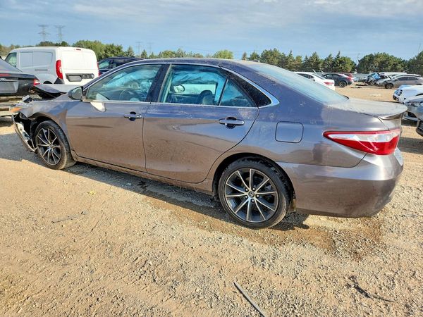 2017 TOYOTA CAMRY XLE/XSE