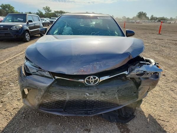 2017 TOYOTA CAMRY XLE/XSE