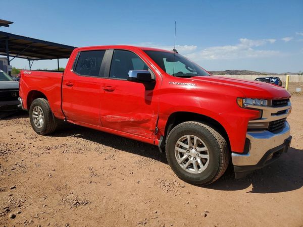2021 CHEVROLET SILVERADO LT — Passenger 3/4