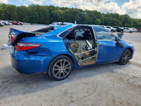 2016 TOYOTA CAMRY