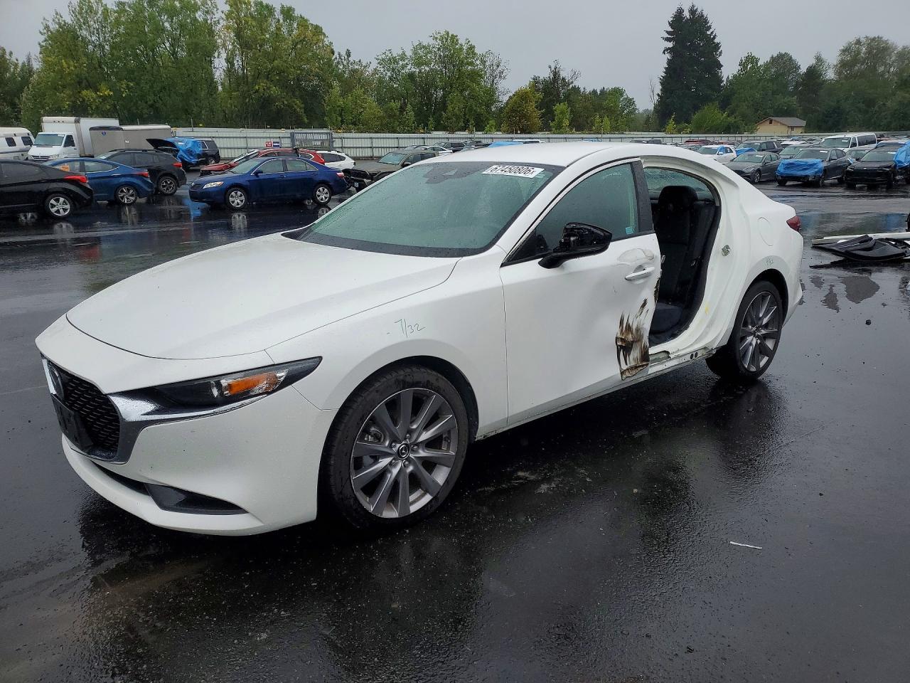 2019 MAZDA 3