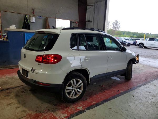 2017 VOLKSWAGEN TIGUAN