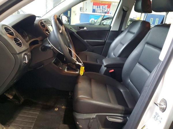 2017 VOLKSWAGEN TIGUAN