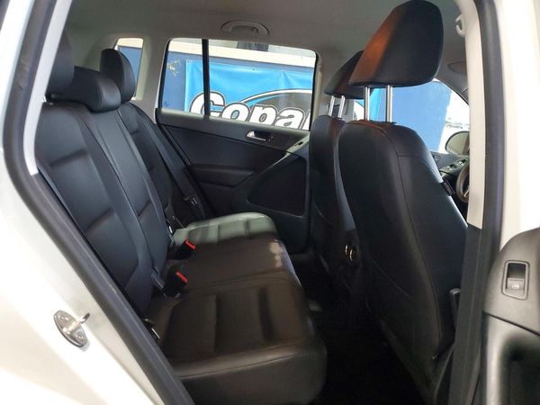 2017 VOLKSWAGEN TIGUAN