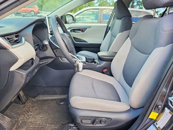 2019 TOYOTA RAV4 XLE / XLE Premium 4WD