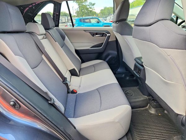 2019 TOYOTA RAV4 XLE / XLE Premium 4WD