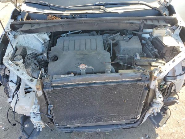 2016 TOYOTA HIGHLANDER