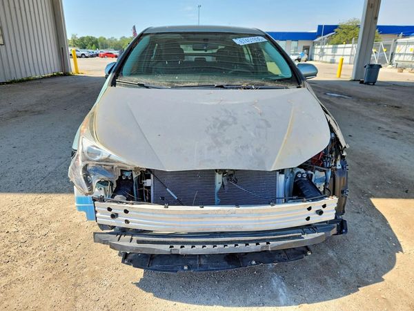 2016 TOYOTA PRIUS One/Two