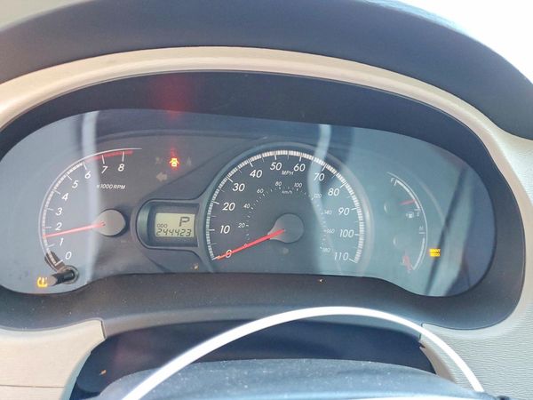 2012 TOYOTA SIENNA