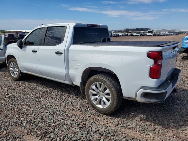 2024 CHEVROLET SILVERADO Custom