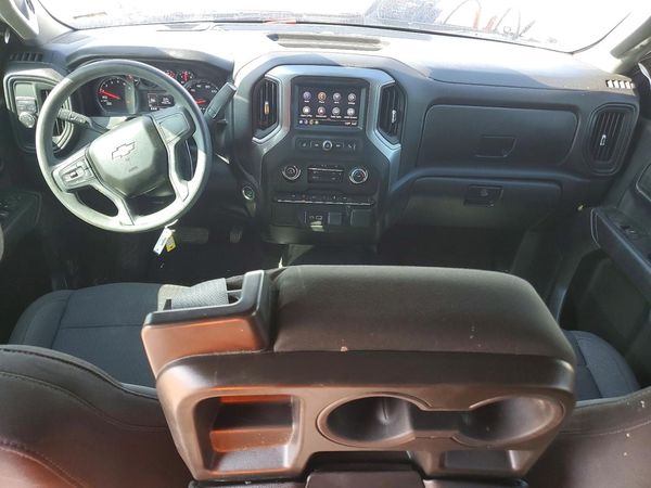 2024 CHEVROLET SILVERADO Custom