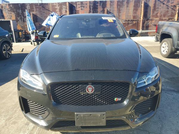 2019 JAGUAR F-PACE