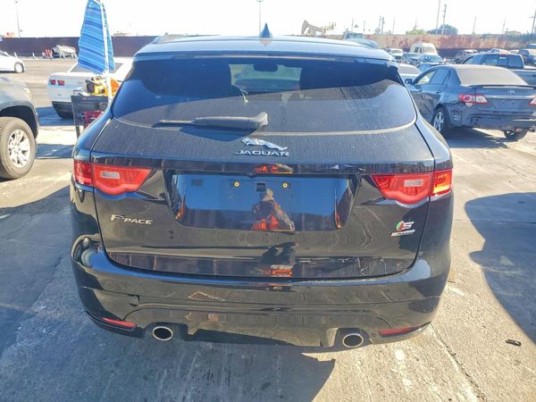 2019 JAGUAR F-PACE